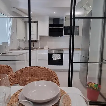 Апартаменты Modern, Quiet Near Euskotren Сан-Себастьян